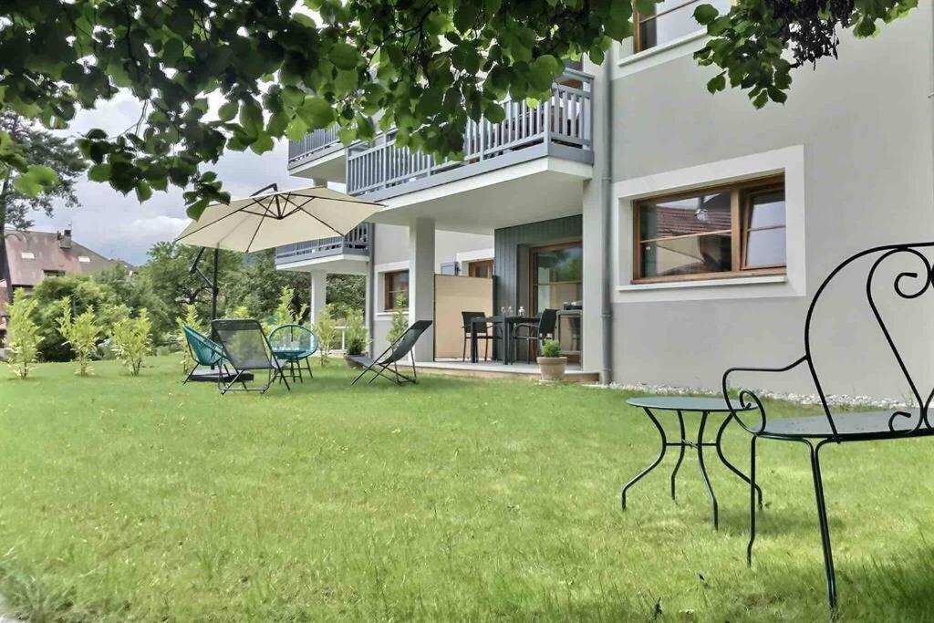 Tres Bel Appartement En Rez De Jardin, Talloires Exterior photo